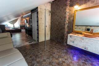 Гостевой дом Pension Casa Wenge Синая Суперлюкс с гидромассажной ванной-12